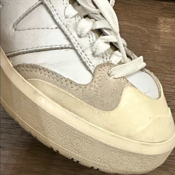 New Balance CT302 White Blue Reflection Size Woman’s 7 Men’s 5.5 - Picture 2 of 9